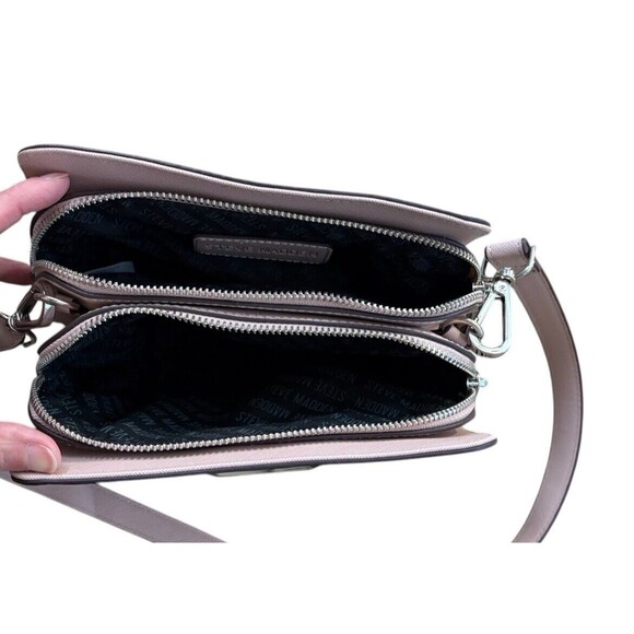 STEVE MADDEN Blannis Crossbody Purse Blush Pink Silver Logo Hardware Pockets - Picture 8 of 13